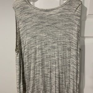 Old Navy XL grey and white tank top